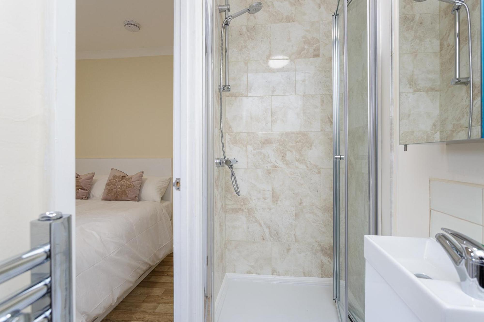 Blackberry - Stylish Self-Contained Flats In Soton City Centre Southampton Bilik gambar